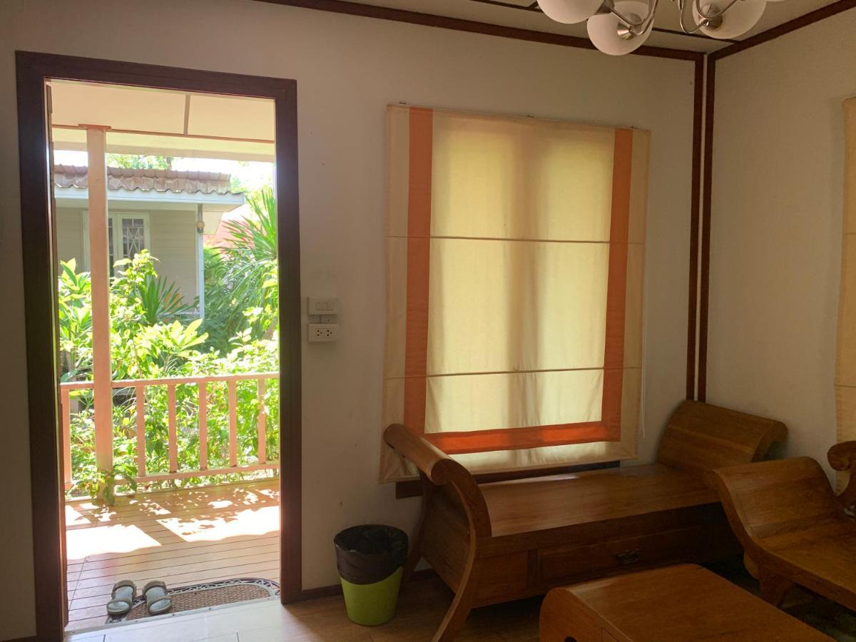 Oyo 75402 Villa Rayonghouse Ban Nong Sai Yong Exterior foto