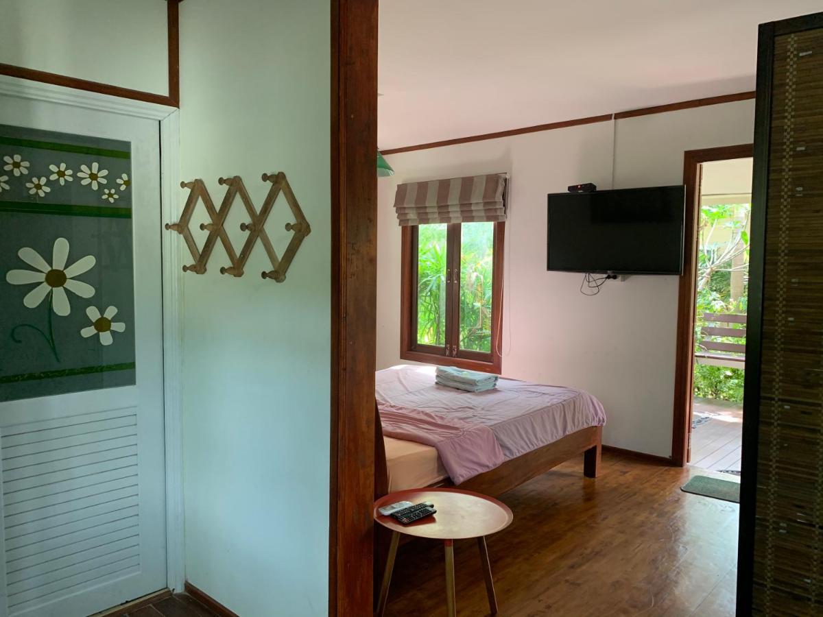 Oyo 75402 Villa Rayonghouse Ban Nong Sai Yong Exterior foto